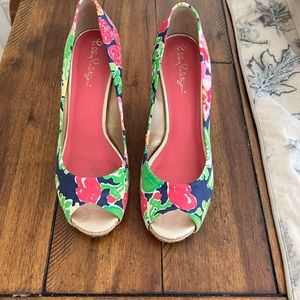 Adorable Lilly Pulitzer wedges, size 7.5, New without tags